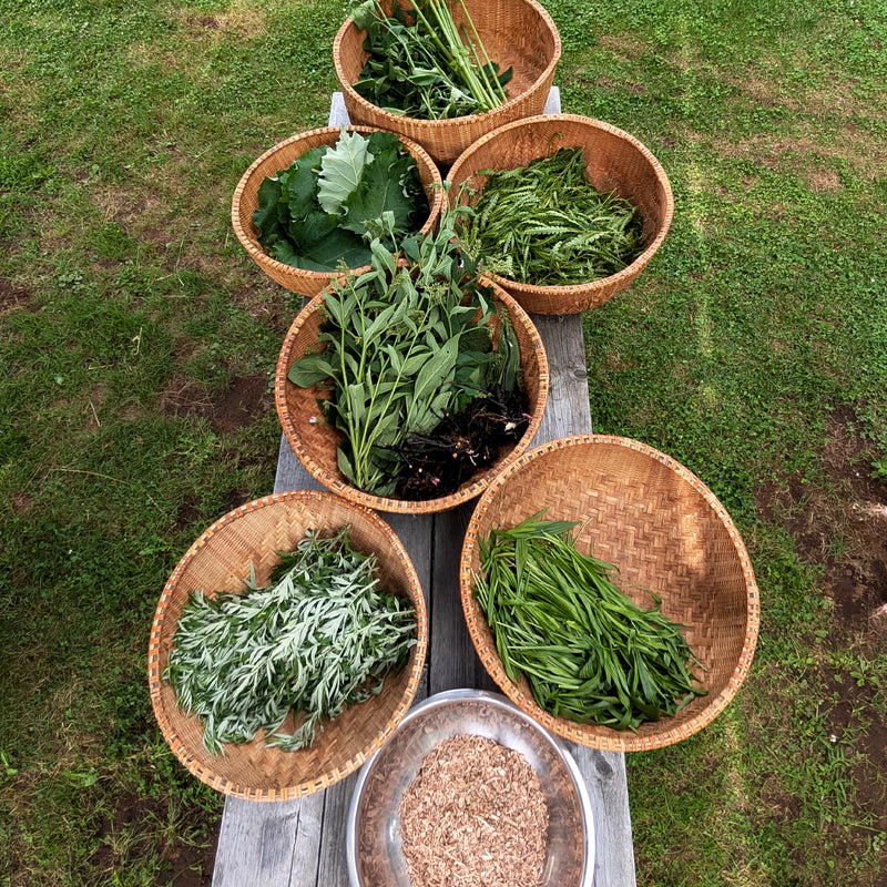itch releaf ingredients in baskets